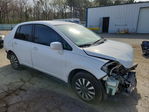 Nissan Versa 2011