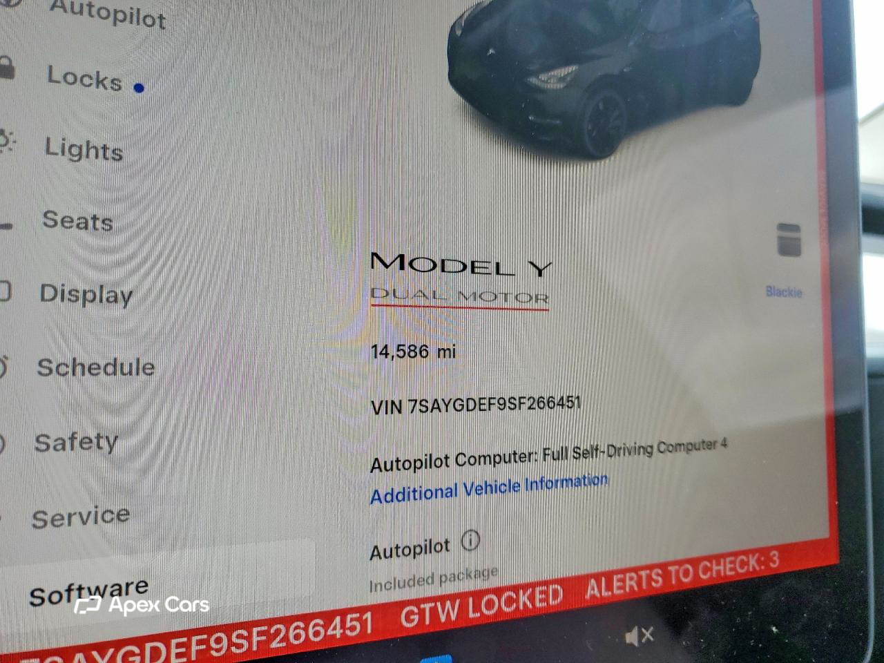 Tesla Model Y 2025