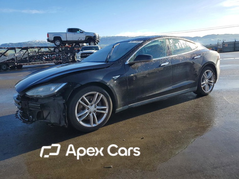 Tesla Model S 2015 - Image 1 of 15