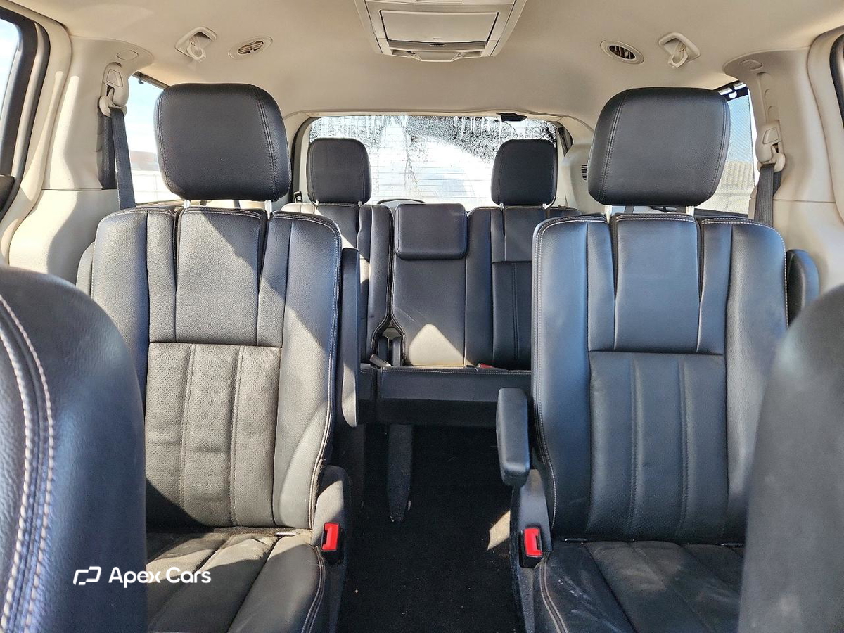 Chrysler Voyager 2012