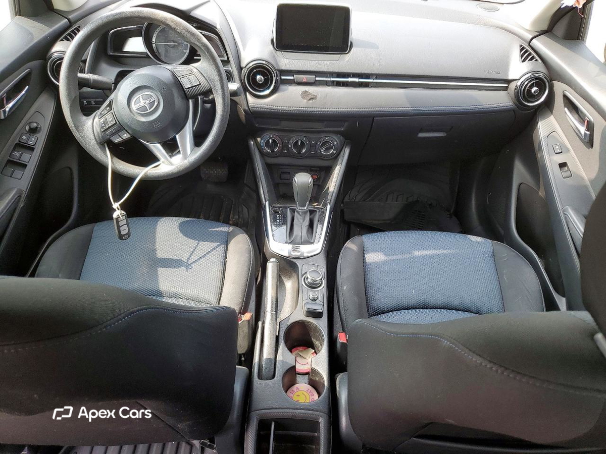 Toyota  2016