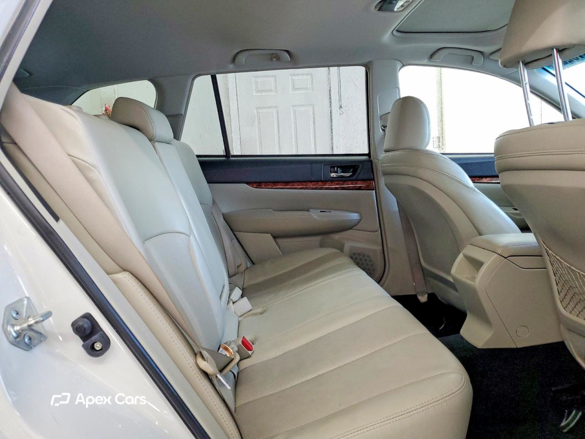 Subaru Outback 2011