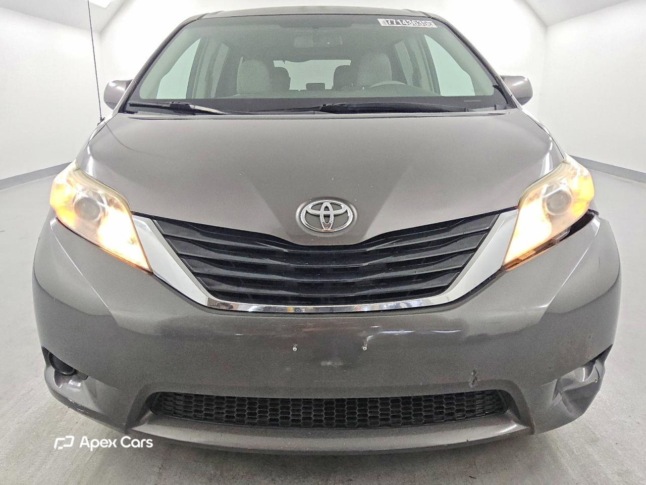 Toyota Sienna 2012