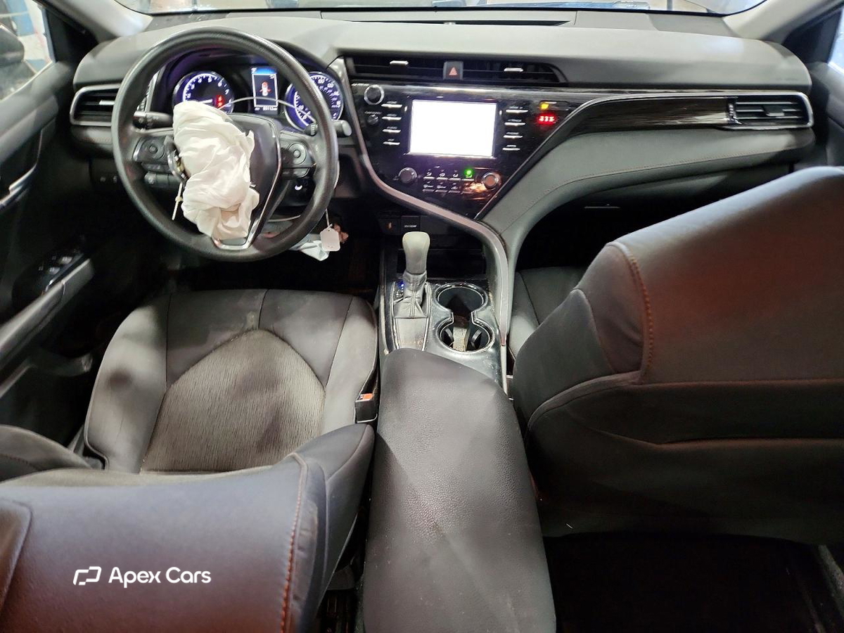 Toyota Camry 2019