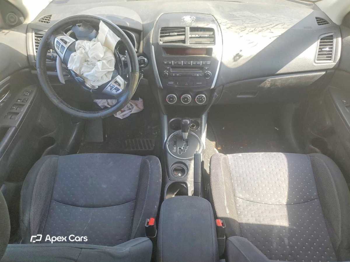 Mitsubishi Outlander 2011