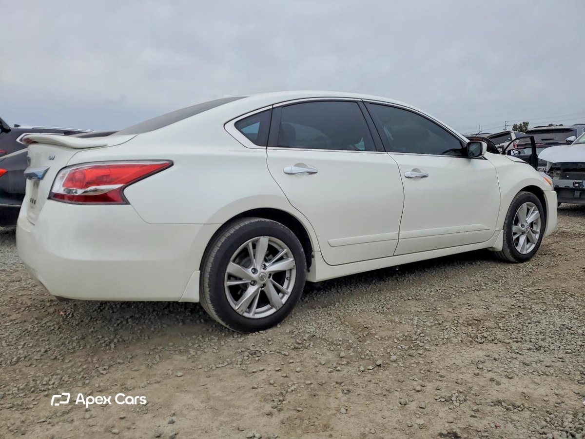 Nissan Altima 2015