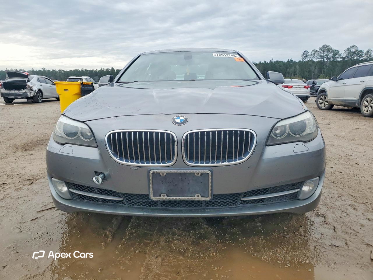 BMW Series 5 2011