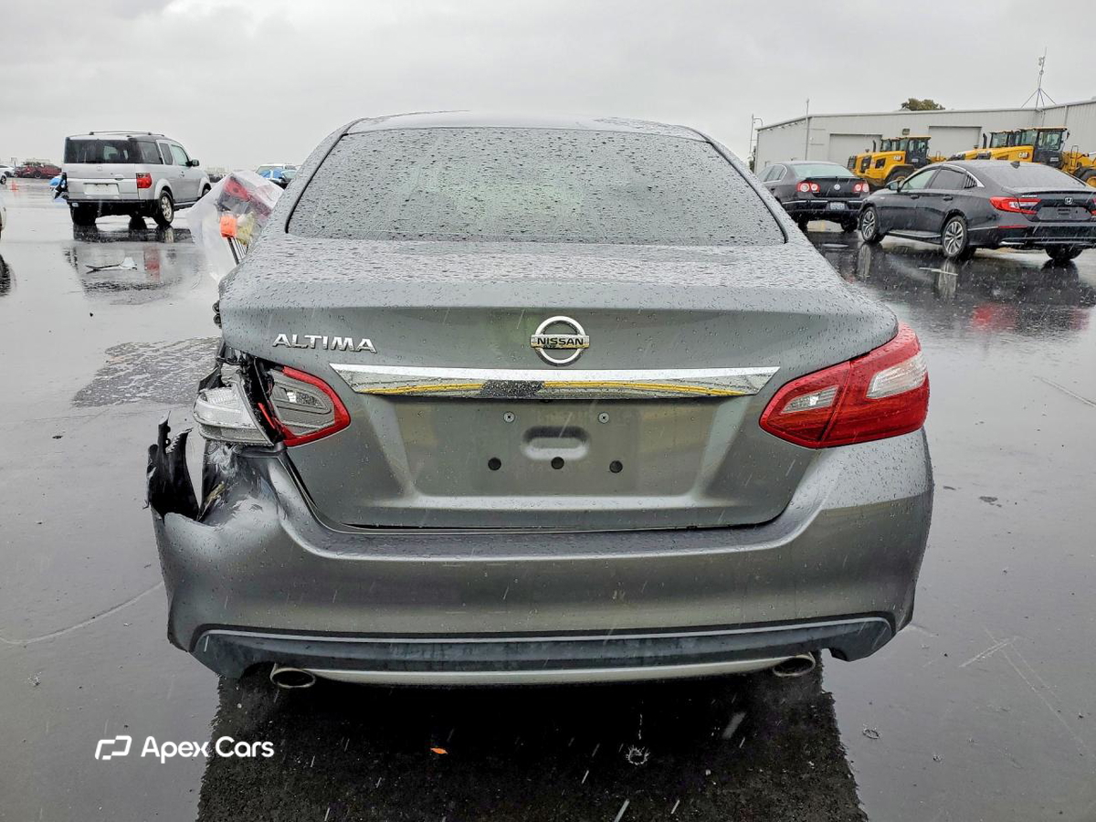 Nissan Altima 2018