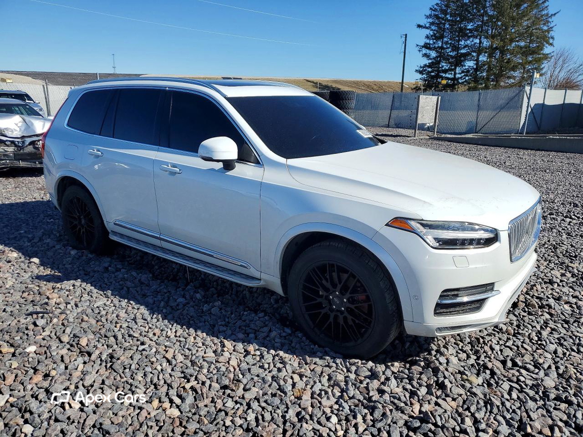 Volvo XC90 2016