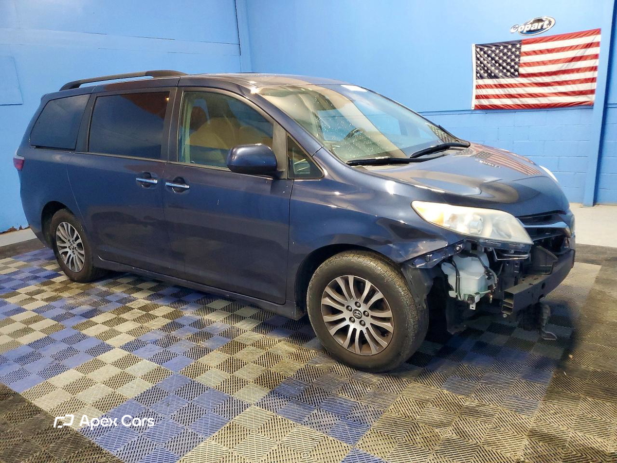 Toyota Sienna 2018