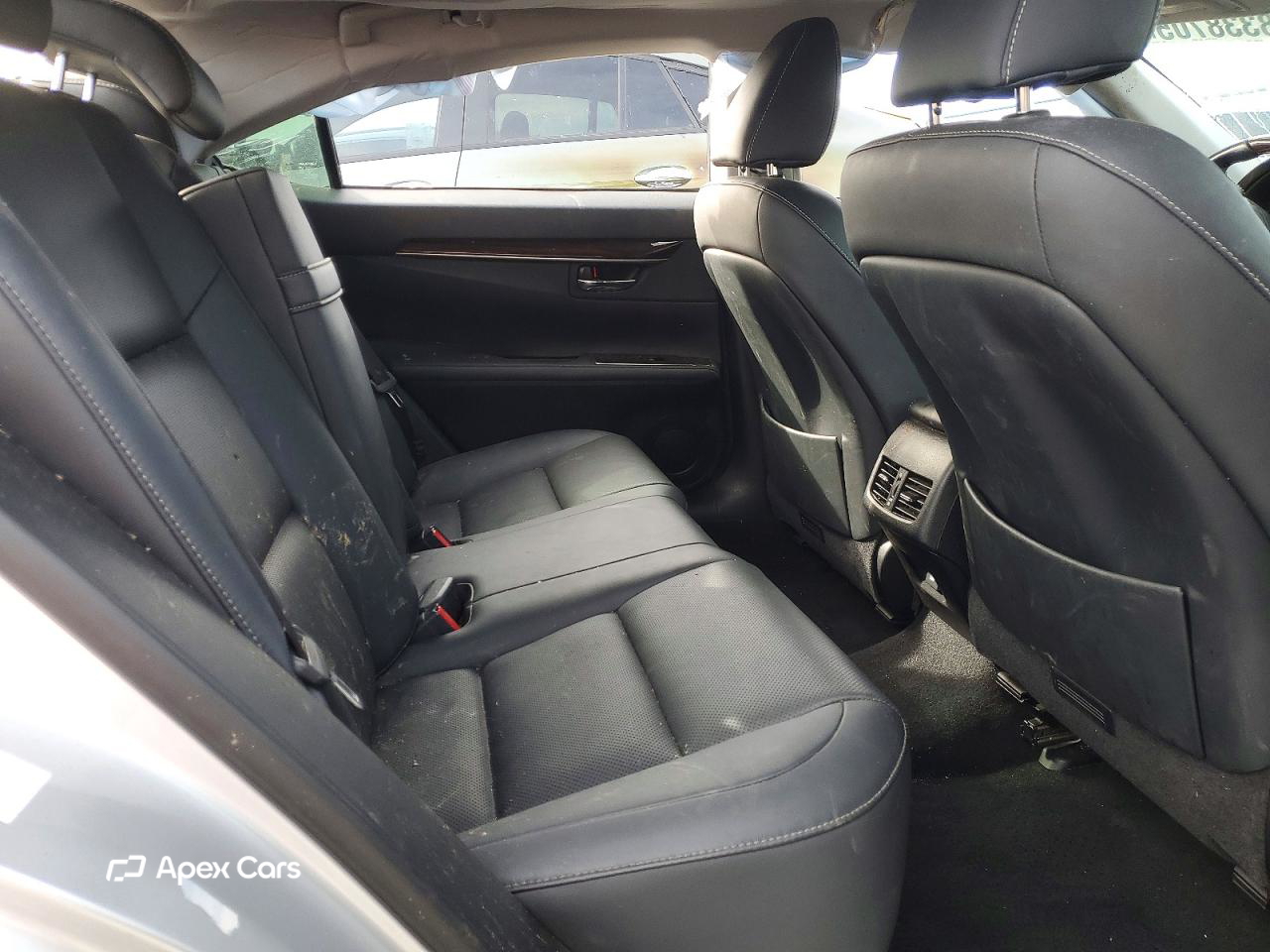 Lexus ES 2016