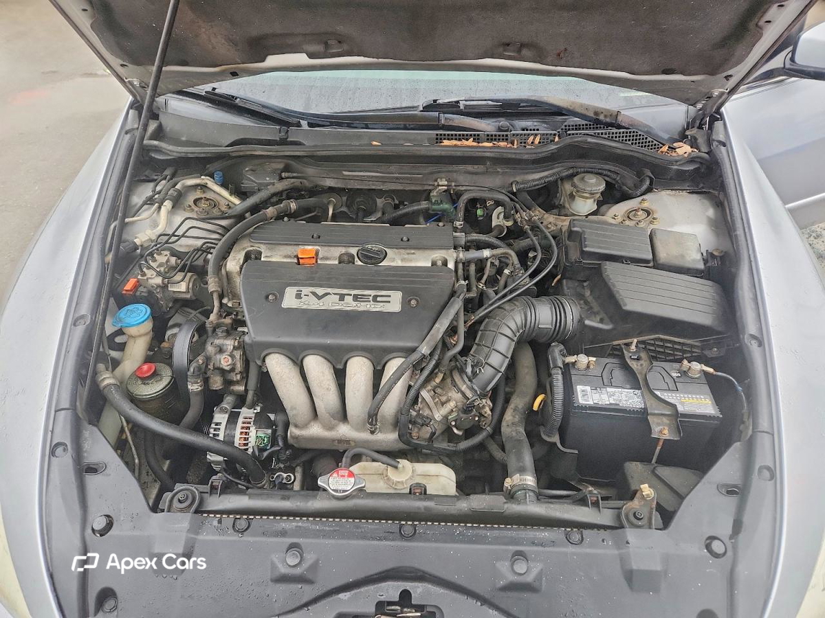 Honda Accord 2004