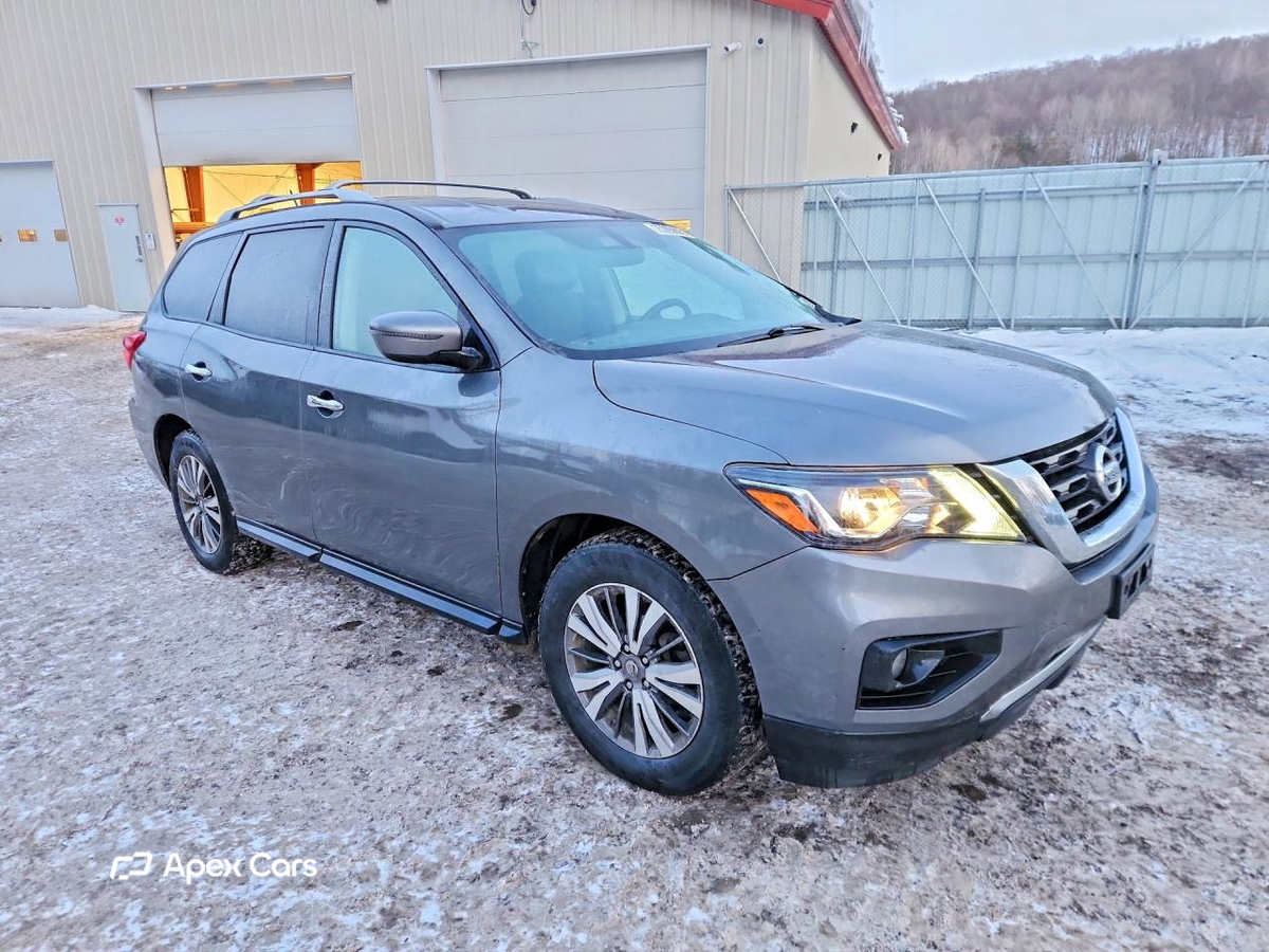 Nissan Pathfinder 2018