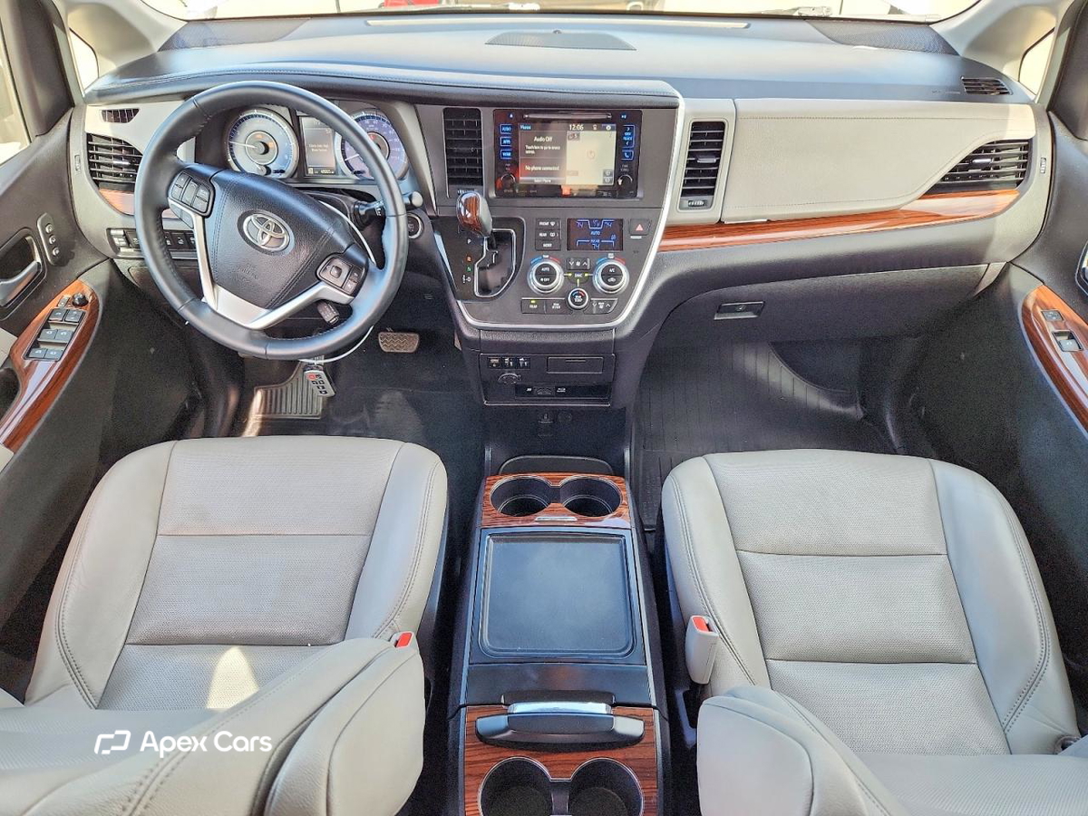 Toyota Sienna 2017