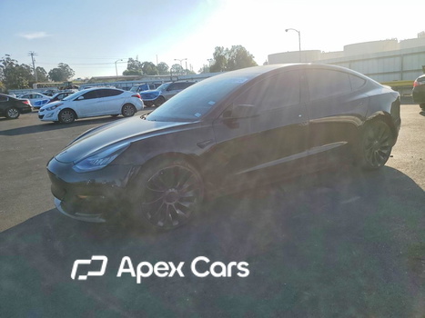 Tesla Model 3 2020 - Image 1 of 13