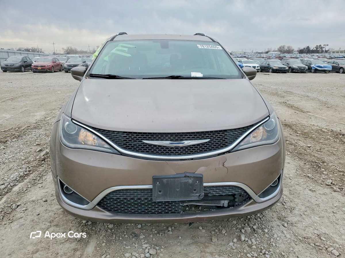 Chrysler Pacifica 2017