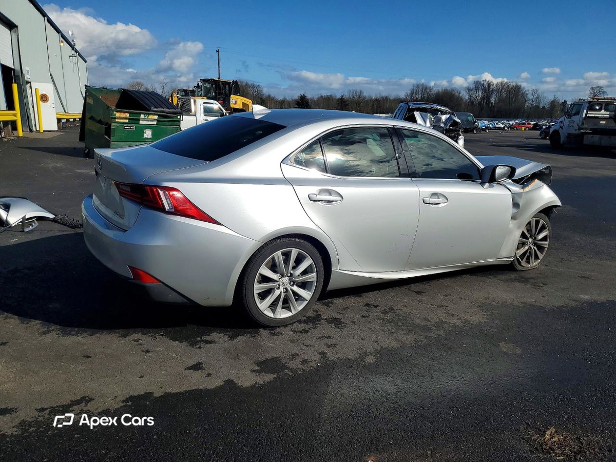Lexus IS 2016