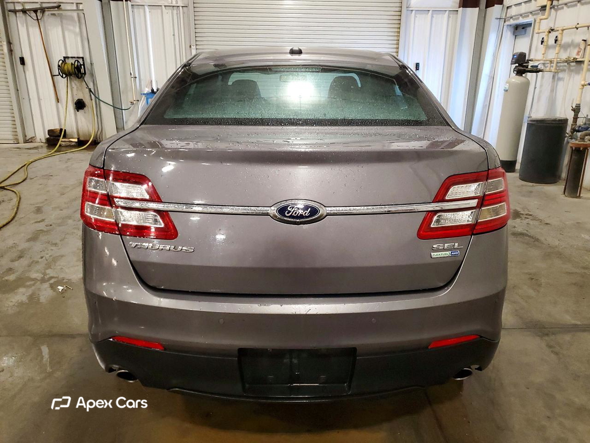 Ford Taurus 2014