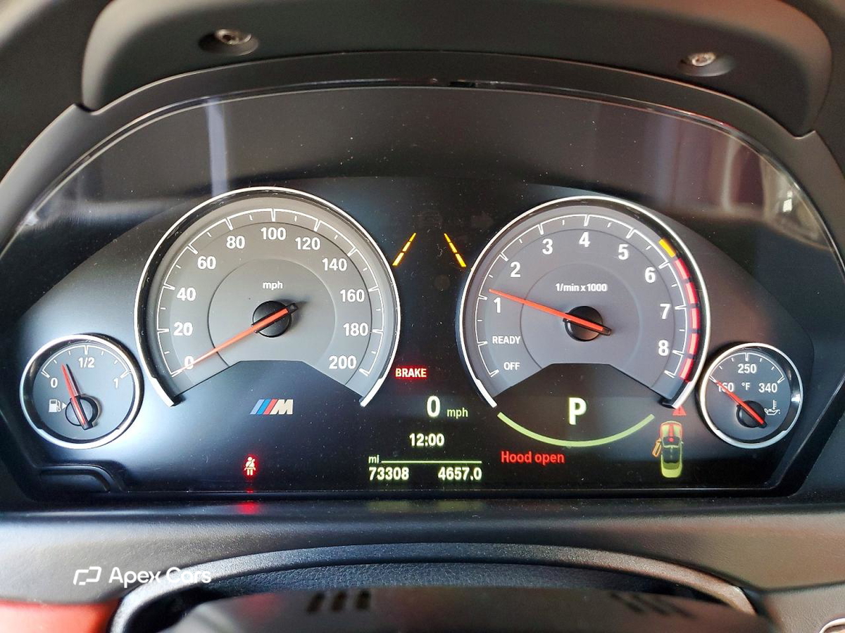 BMW M4 2015