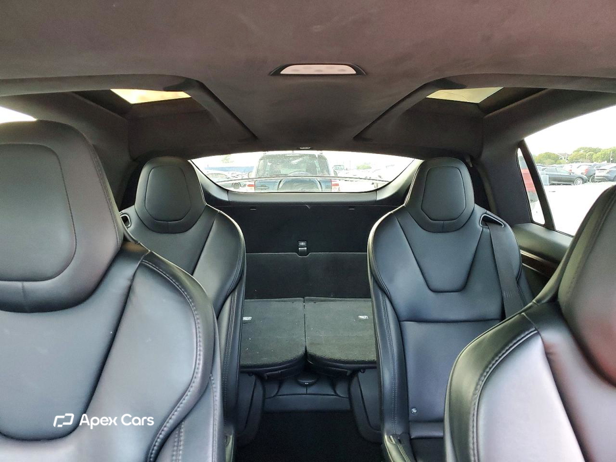Tesla Model X 2019