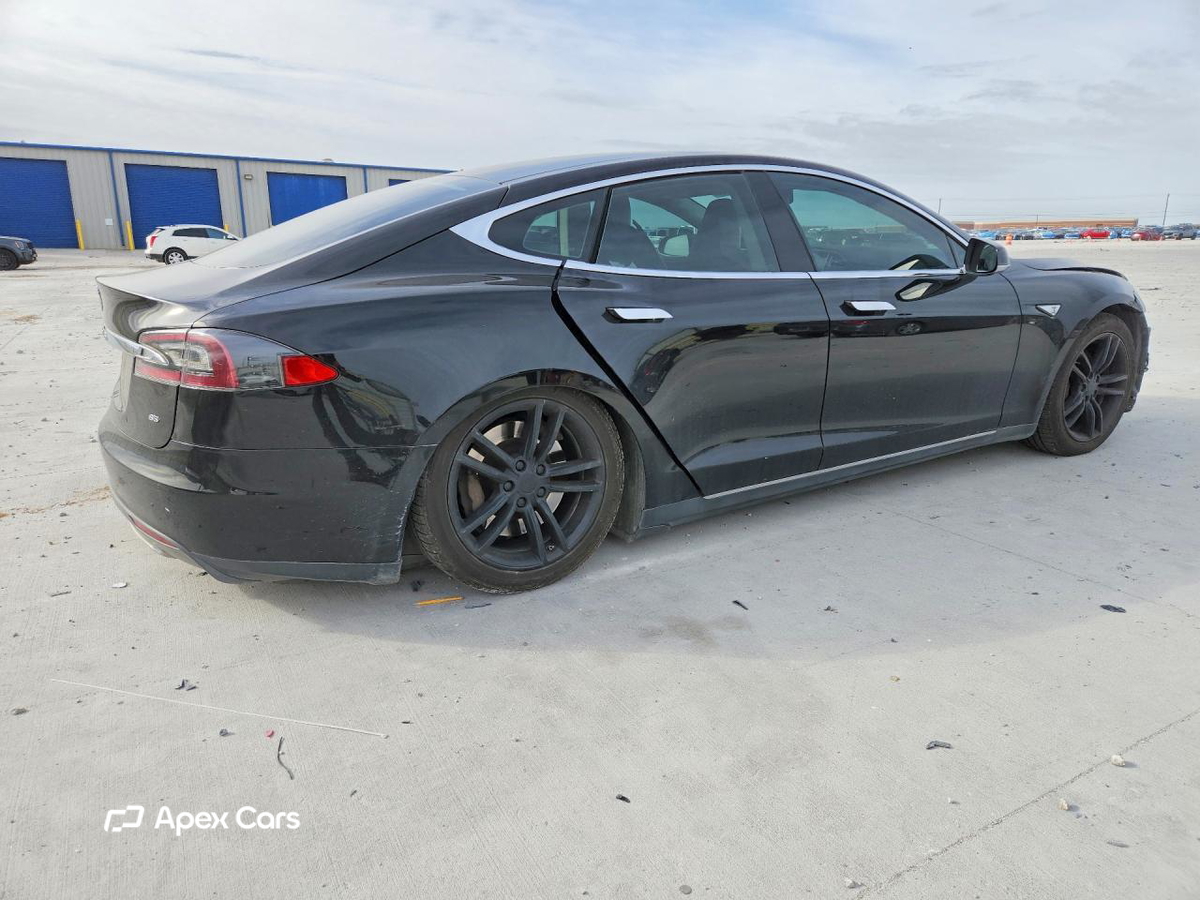 Tesla Model S 2013