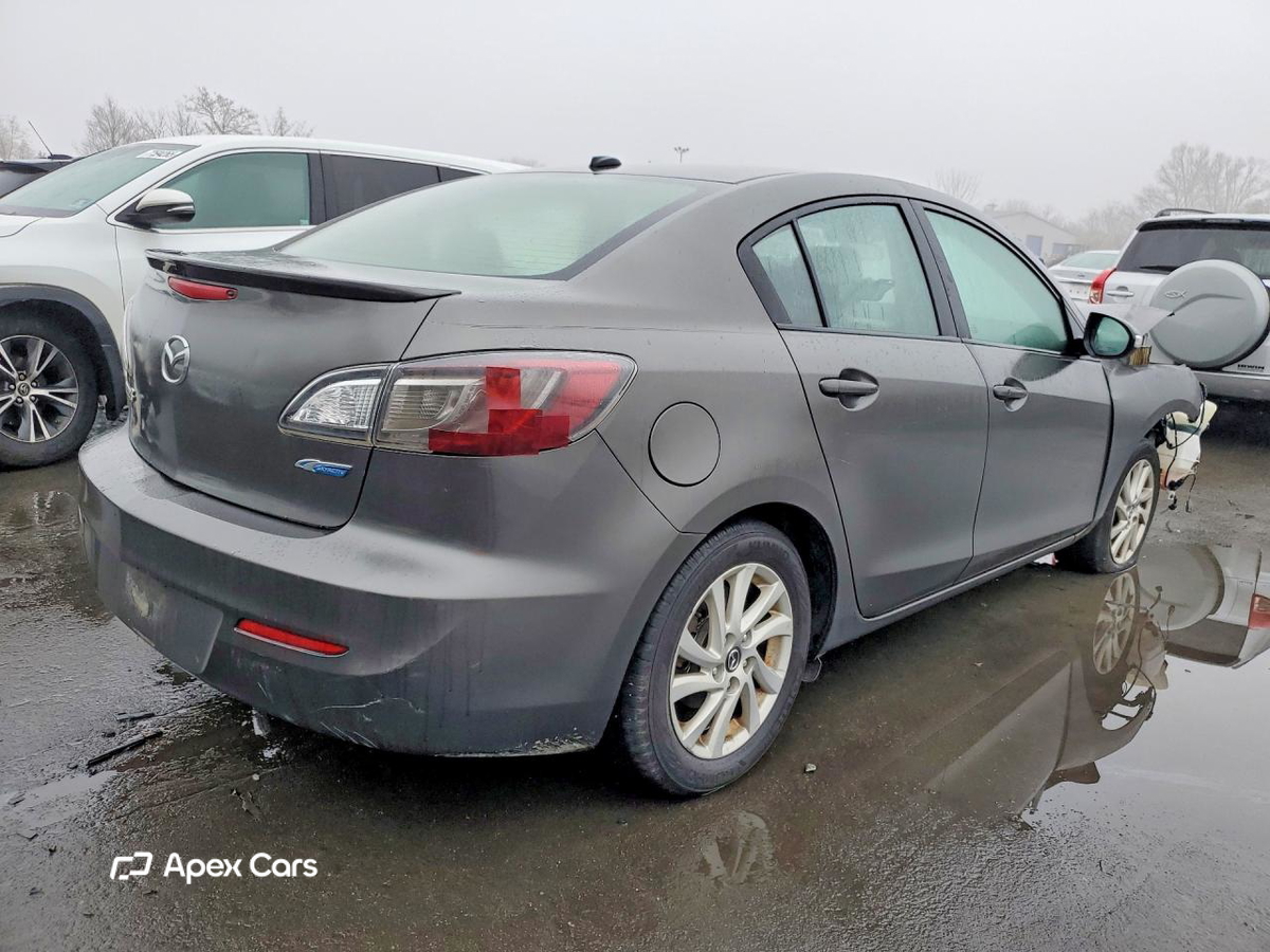 Mazda 3 2013