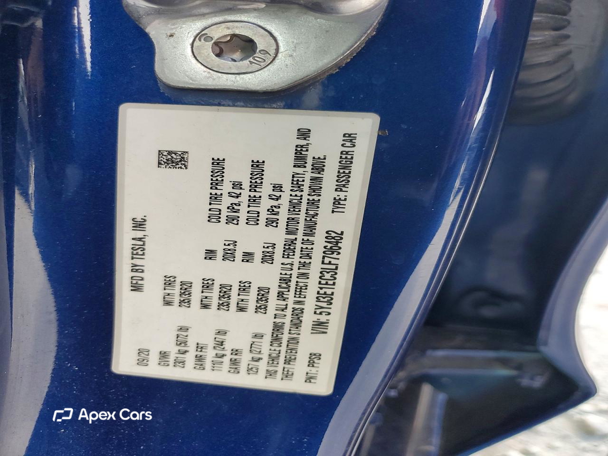 Tesla Model 3 2020