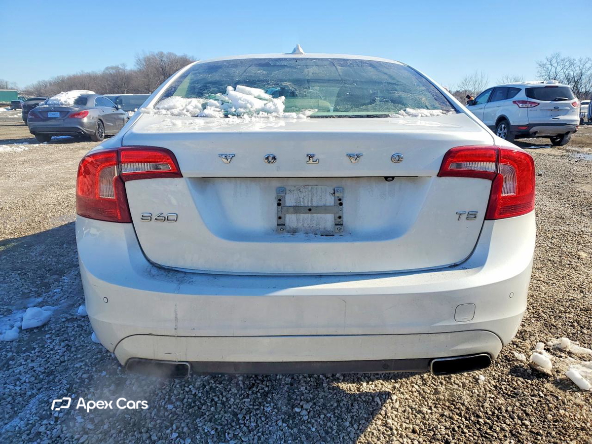 Volvo S60 2015