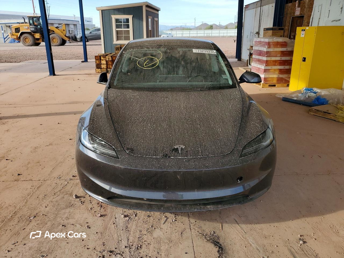Tesla Model 3 2025