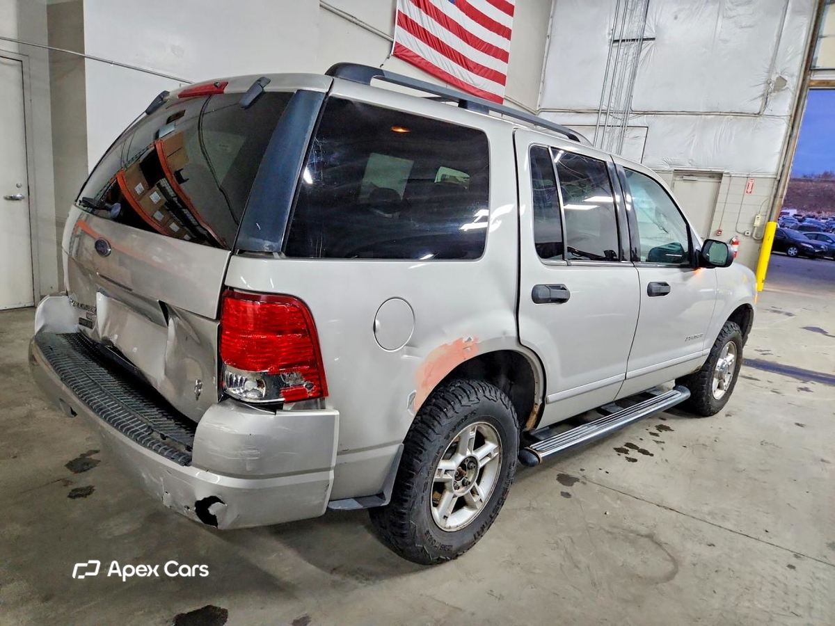 Ford Explorer 2004