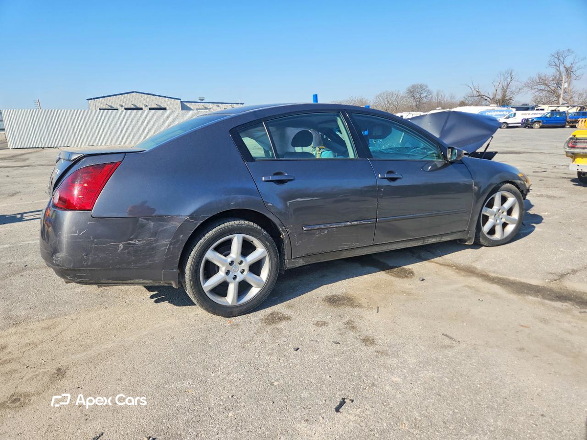 Nissan Maxima 2005