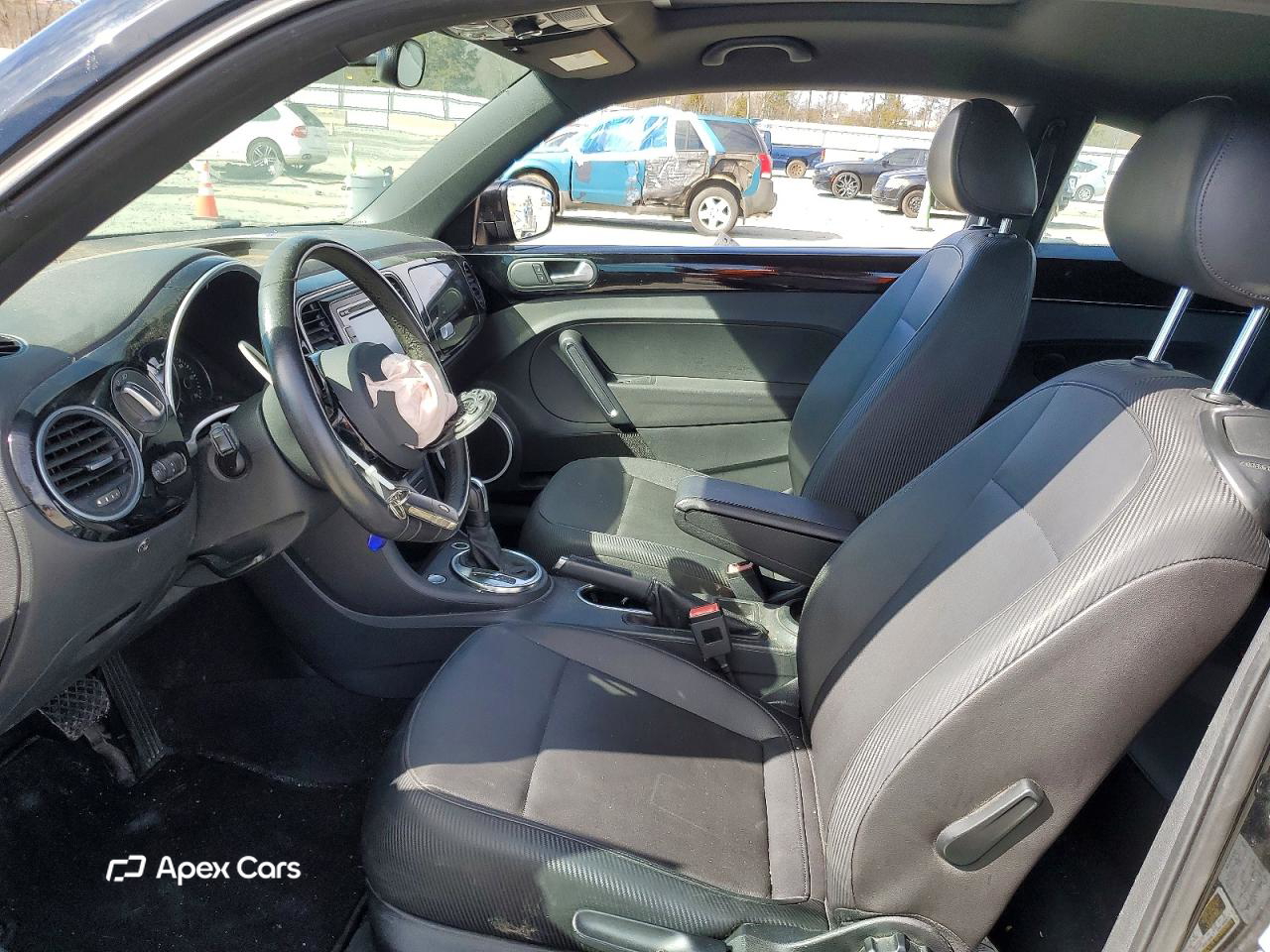 Volkswagen Beetle 2012
