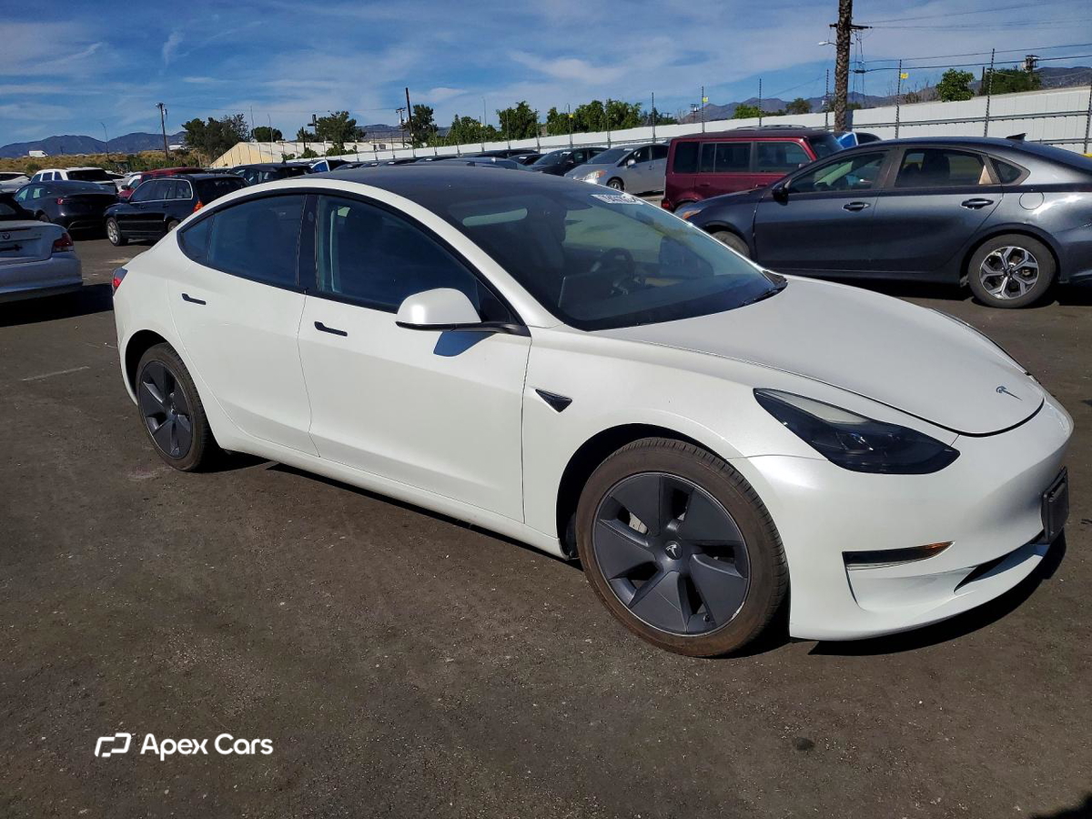Tesla Model 3 2023