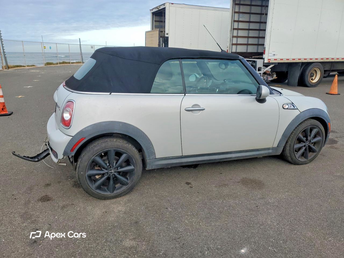 MINI Cooper 2015