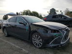 Lexus ES 2019