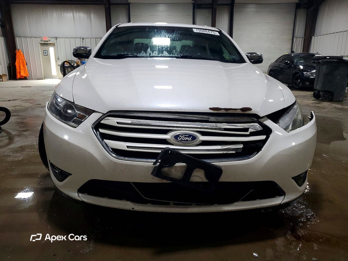 Ford Taurus 2014