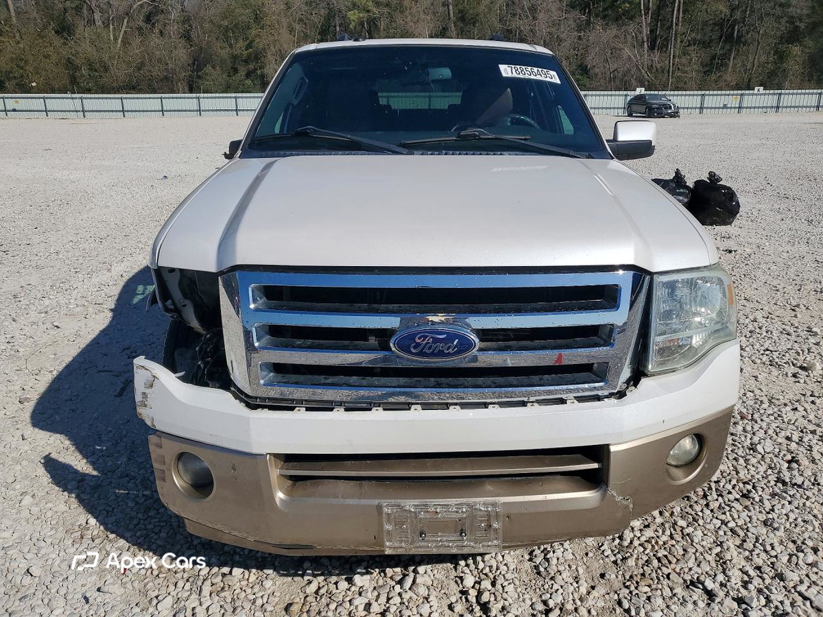 Ford Expedition 2011