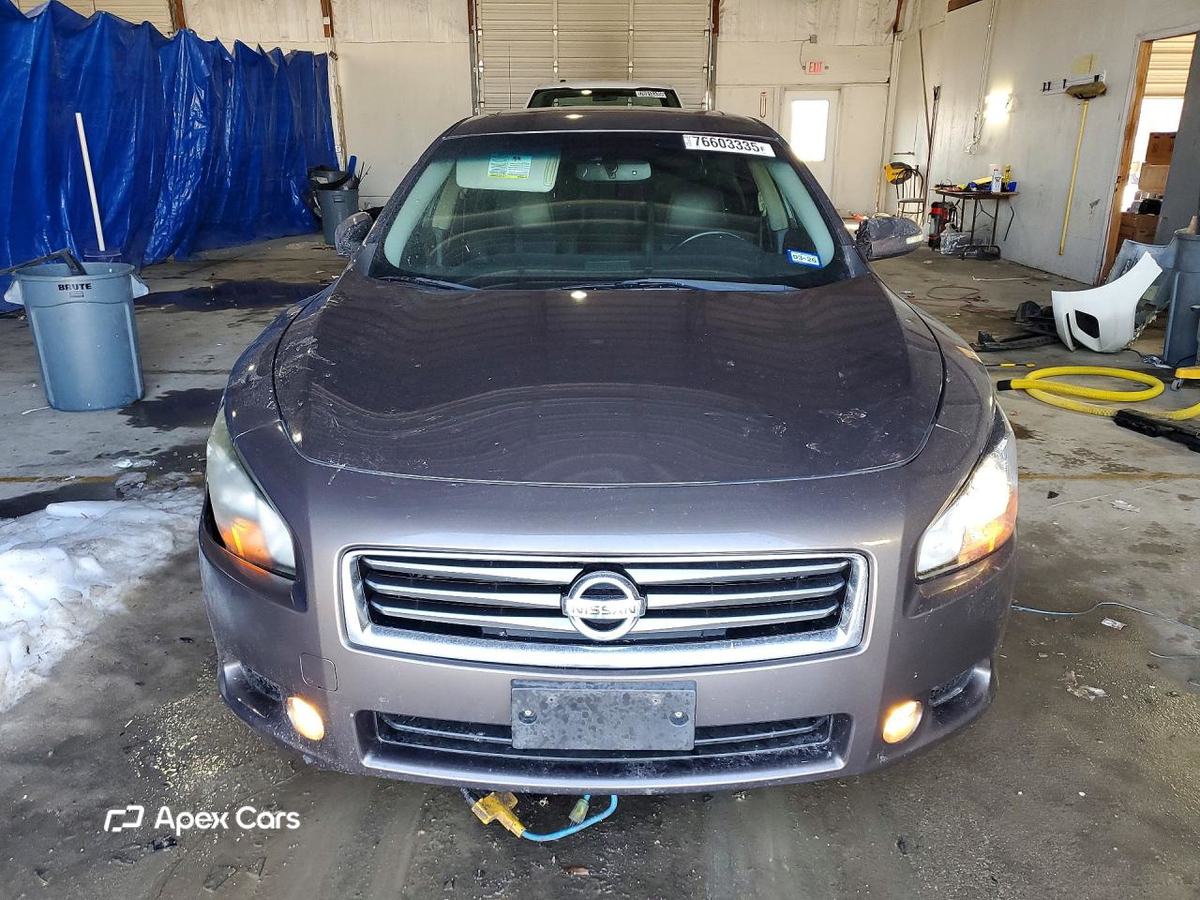 Nissan Maxima 2013