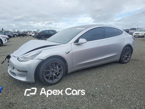 Tesla Model 3 2018 - Image 1 of 12