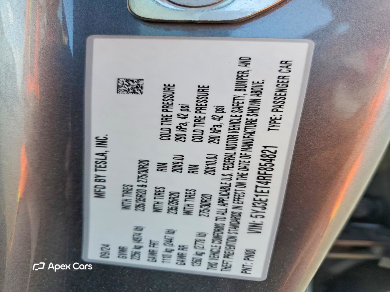 Tesla Model 3 2024