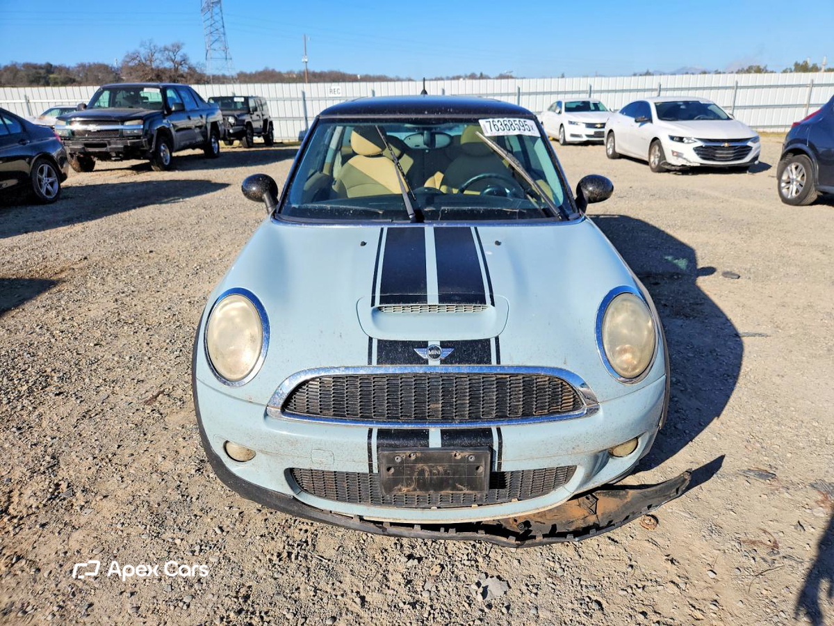MINI Cooper 2009