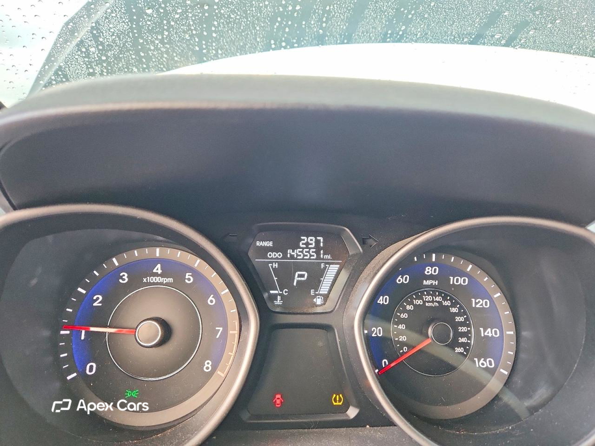 Hyundai Elantra 2013