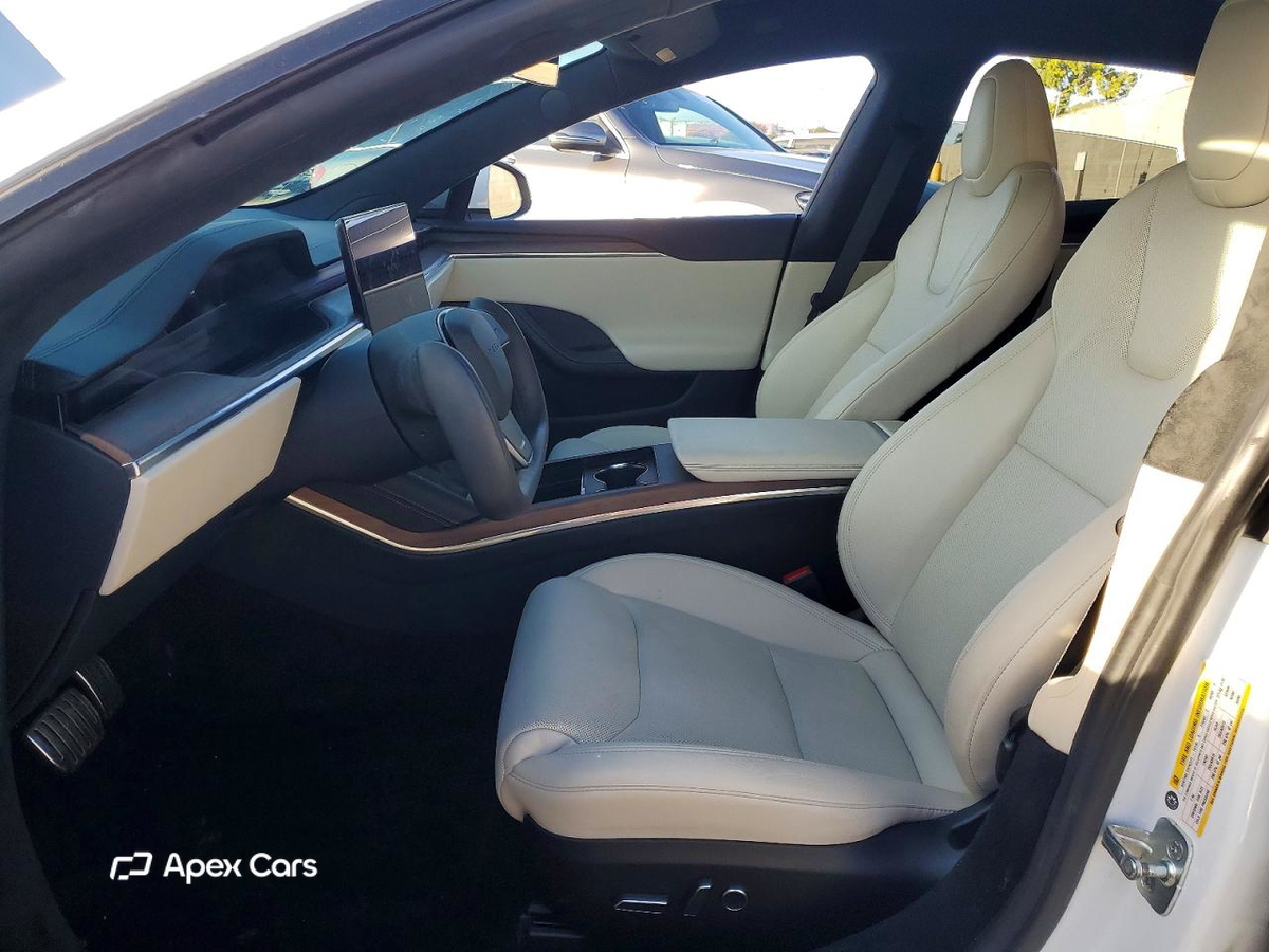 Tesla Model S 2021