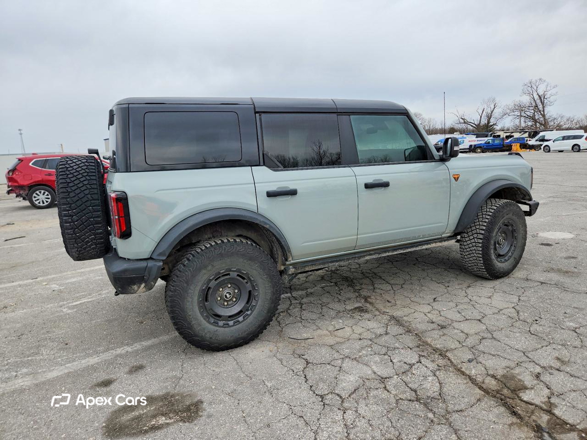Ford Bronco 2024