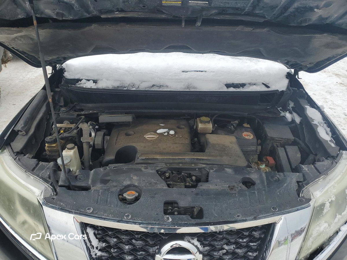Nissan Pathfinder 2013