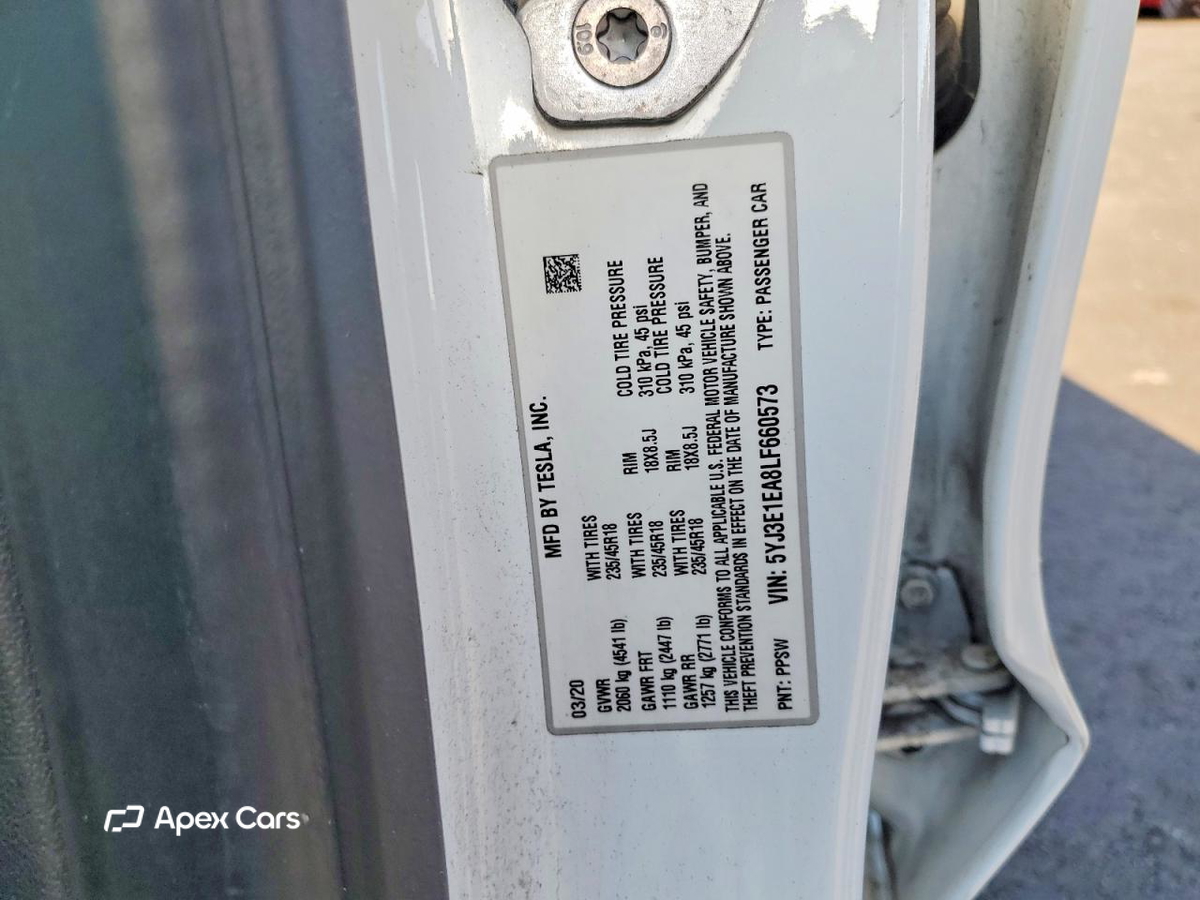 Tesla Model 3 2020