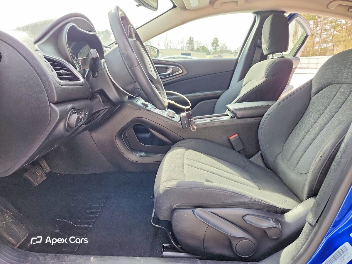 Chrysler 200 2017
