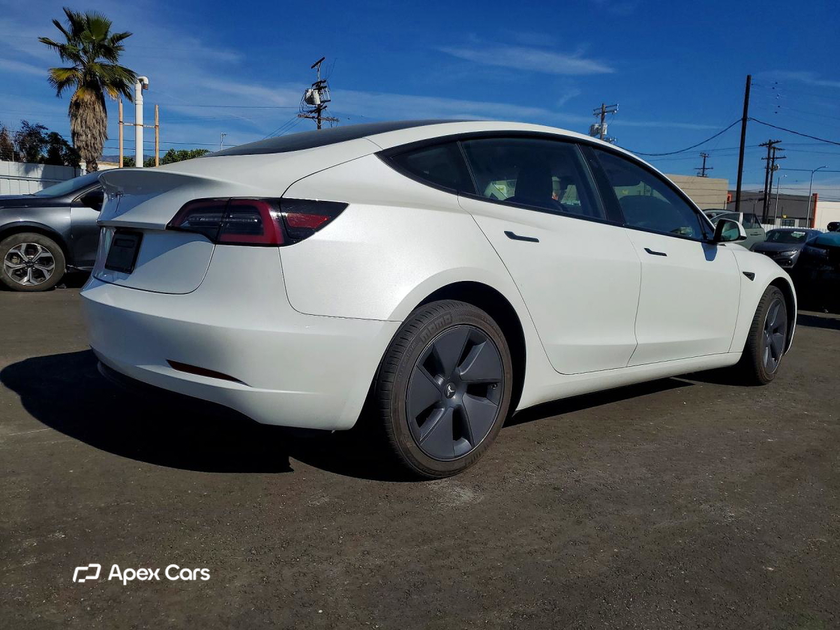 Tesla Model 3 2023