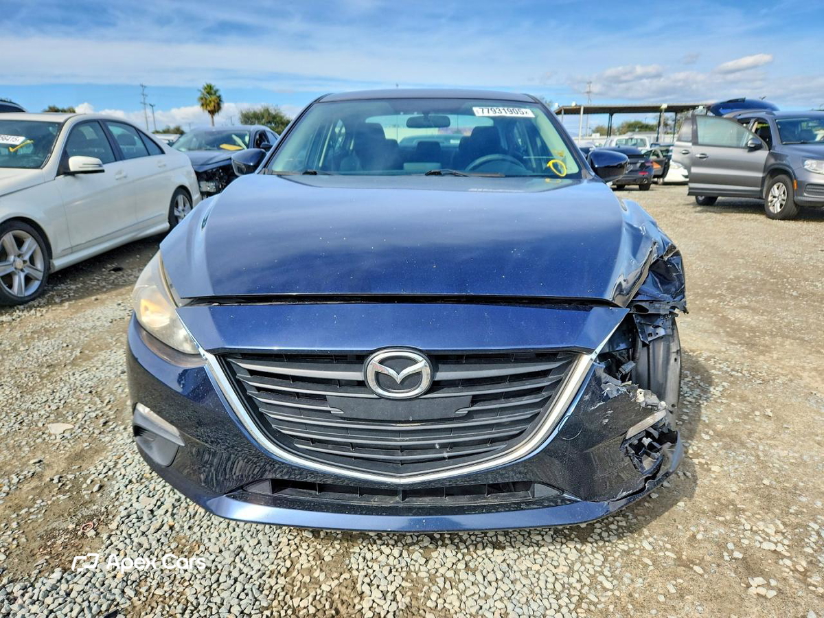 Mazda 3 2015