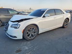 Chrysler 300 2023